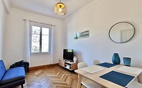 Le Foch2 By Booking Guys